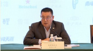 马上57岁的侯孝海，为啥没熬到退休？