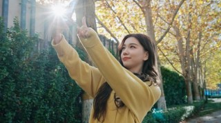 它正在成为年轻人的“生活主力机”——OPPO Reno15 系列