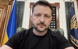 泽连斯基猛批美国：软弱！连俄罗斯都不敢提