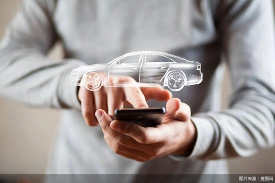 年报内外｜千亿市场难赚钱，新能源车险盈利“拐点”在哪里？  第1张