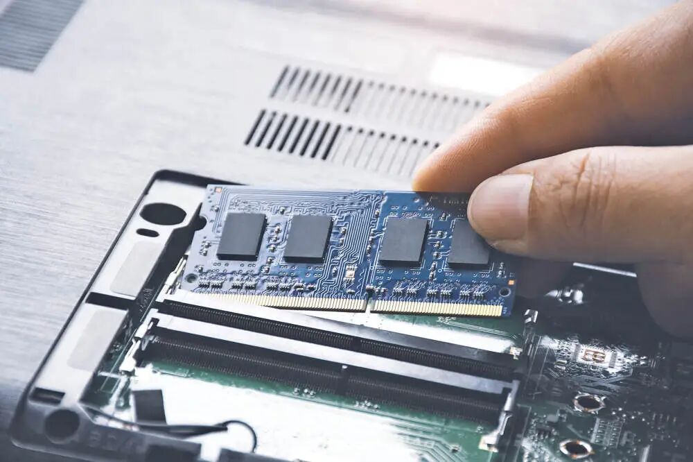 存储爆发,千亿龙头净利狂飙近20倍 第1张 存储爆发,千亿龙头净利狂飙近20倍 第1张