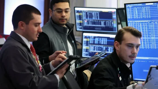 早盘:美股走高道指上涨200点 AMD上涨6.6% 第1张 早盘:美股走高道指上涨200点 AMD上涨6.6% 第1张