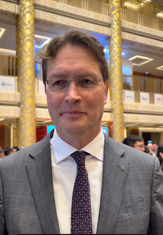 对话康林松：新一代奔驰汽车就像带轮子的机器人  第1张